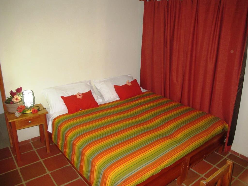 Hotel Iguanito Santa Catalina Szoba fotó